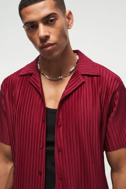 Regular Fit Revere Pleated Shirt | BoohooMAN UK