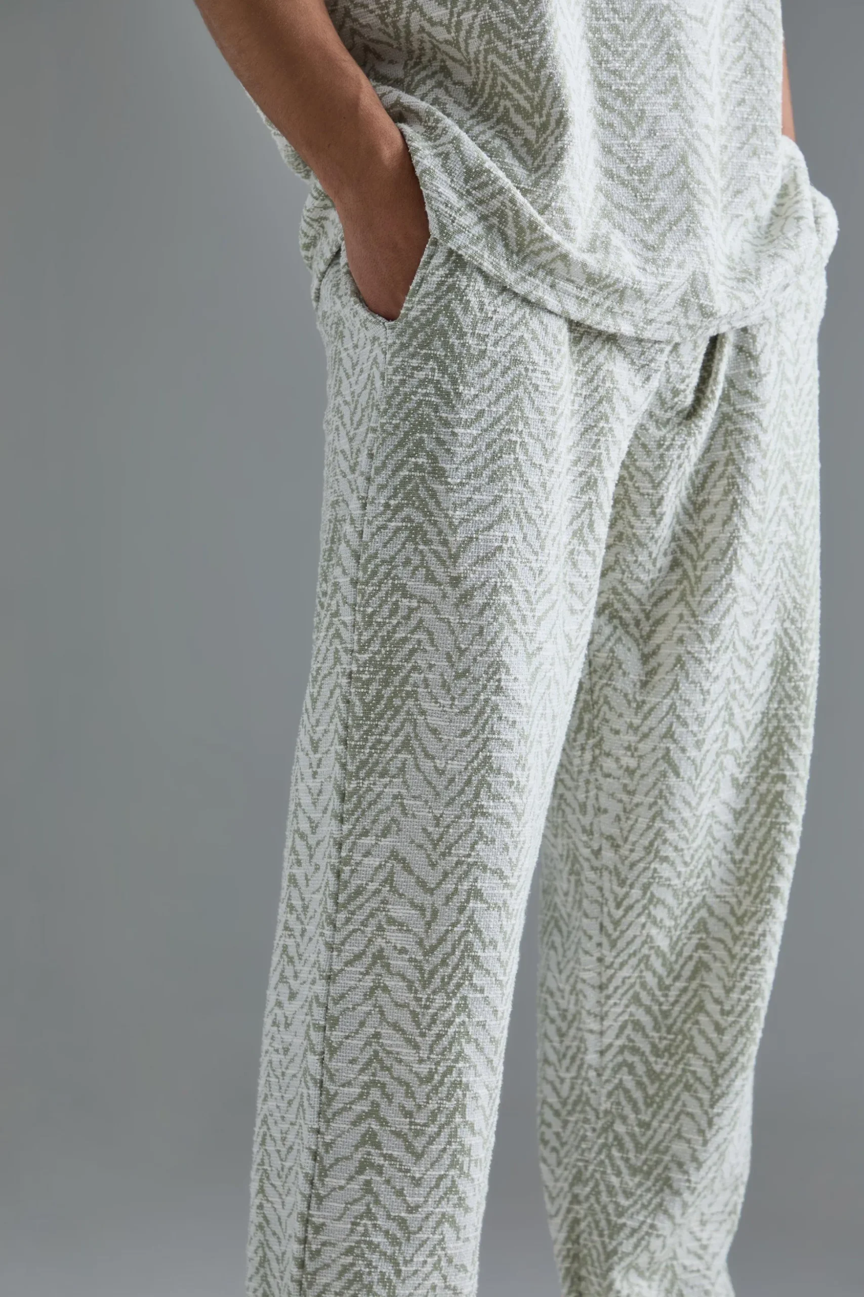 Regular Fit Split Hem Jacquard Trousers | BoohooMAN UK