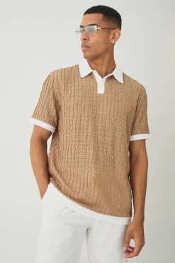Regular Fit Textured Contrast Polo | BoohooMAN UK