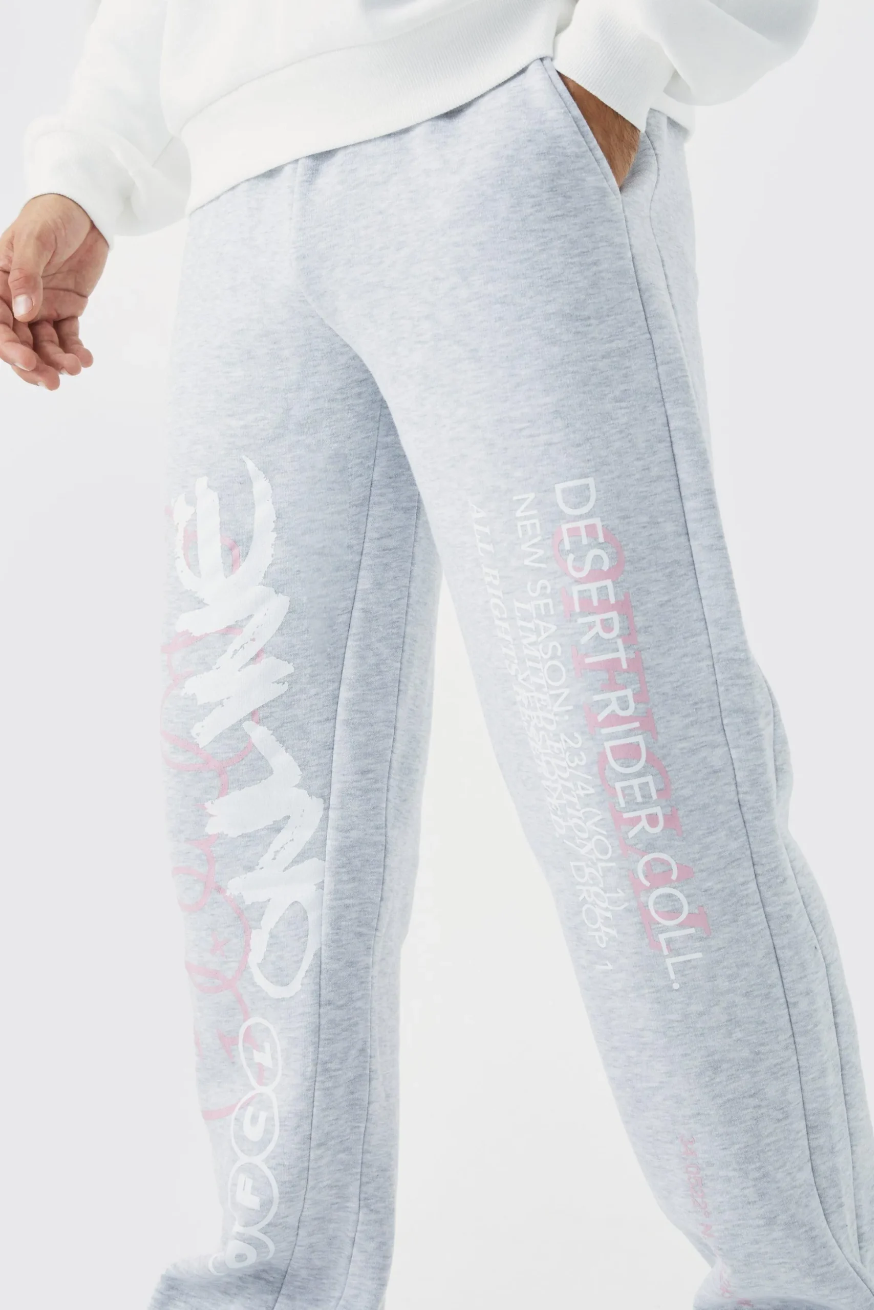 Regular Printed Gusset Jogger | BoohooMAN UK