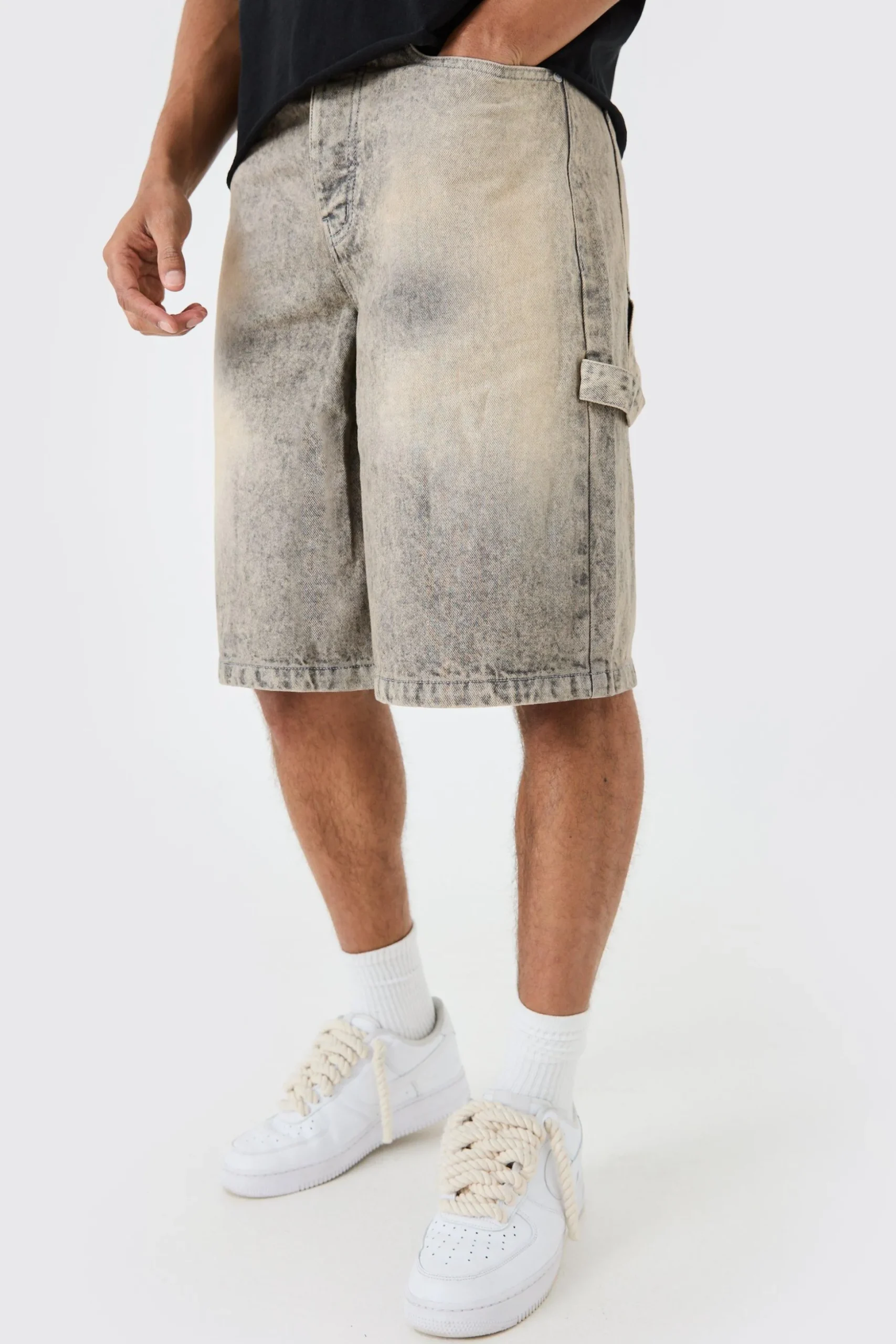 Regular Rigid Carpenter Tinted Denim Jorts | BoohooMAN UK
