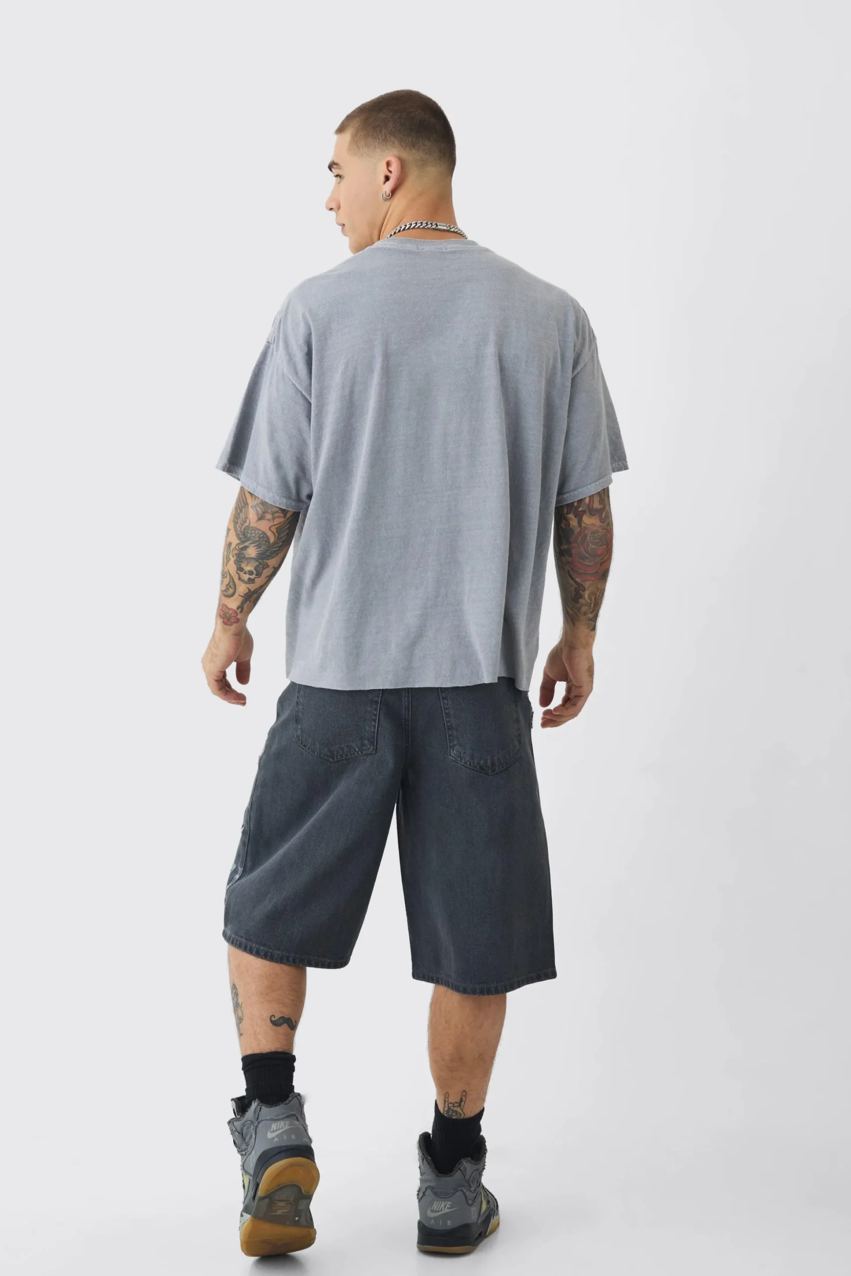 Regular Rigid Official Distressed Denim Jorts In Mid Grey | BoohooMAN UK