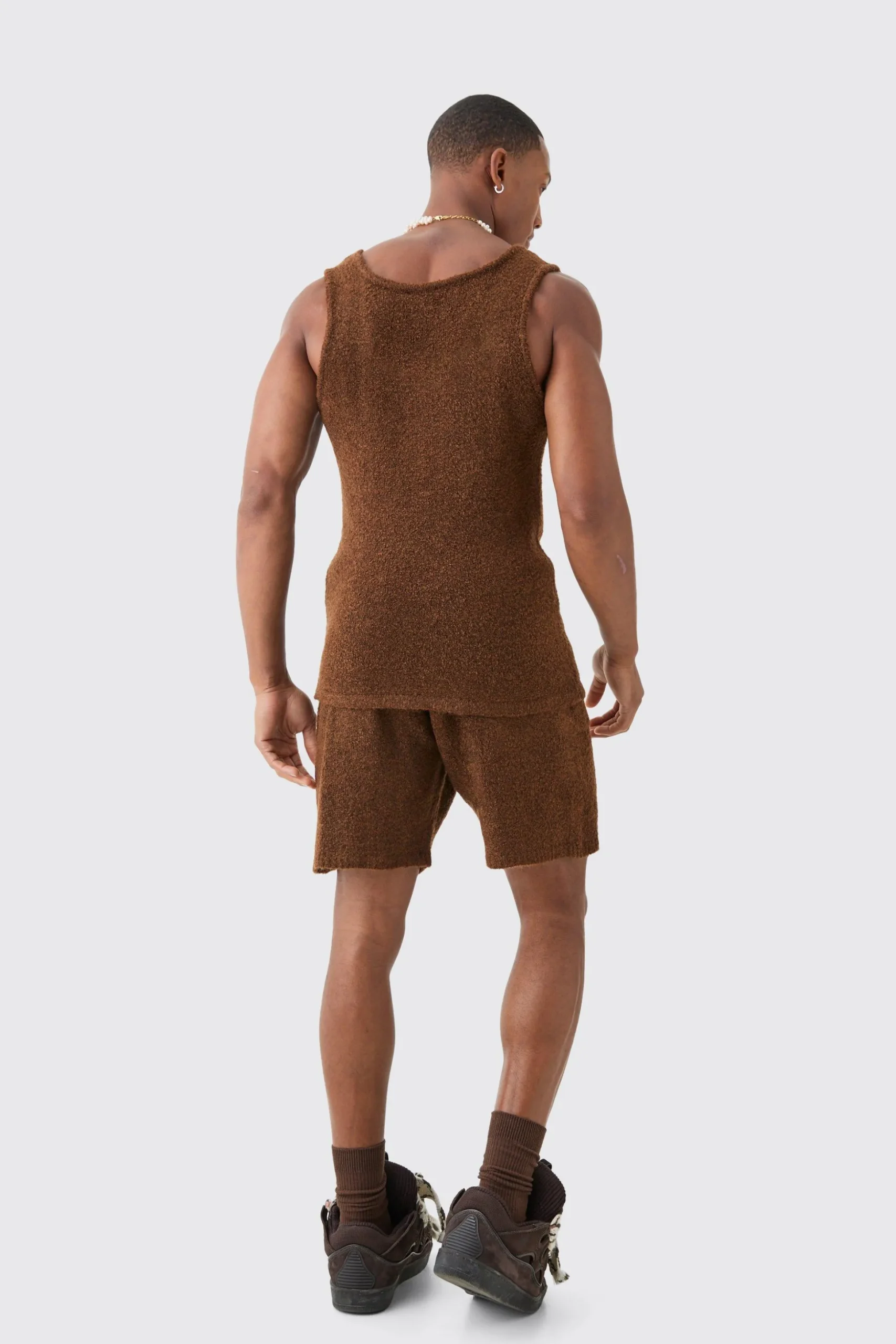Relaxed Boucle Knit Short In Chocolate | BoohooMAN UK