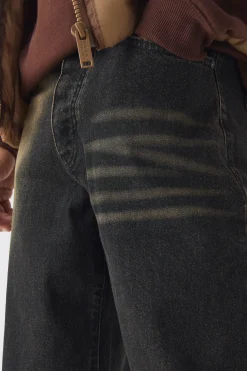 Relaxed Brown Spray Wash Turn Up Hem Jeans | BoohooMAN UK
