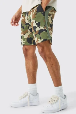 Relaxed Camo Side Panel Shorts | BoohooMAN UK