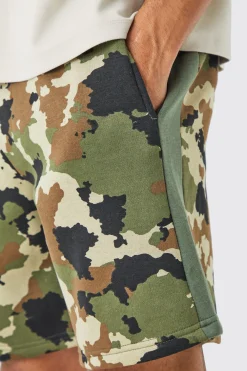 Relaxed Camo Side Panel Shorts | BoohooMAN UK