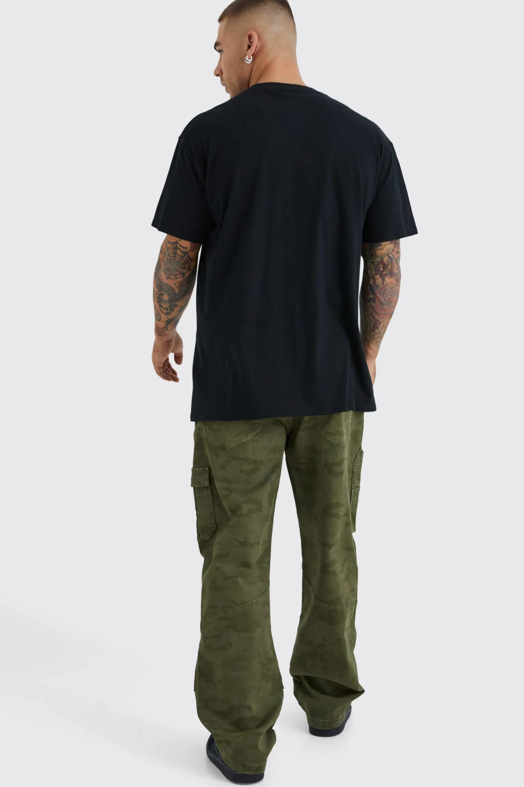 Relaxed Carpenter Camo Cargo Trouser | BoohooMAN UK