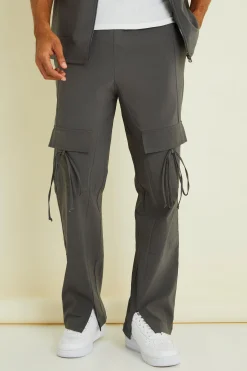 Relaxed Elasticated Waist Cargo Trouser | BoohooMAN UK