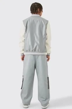 Relaxed Fit Colour Block Official Branded Cargo Trouser | BoohooMAN UK