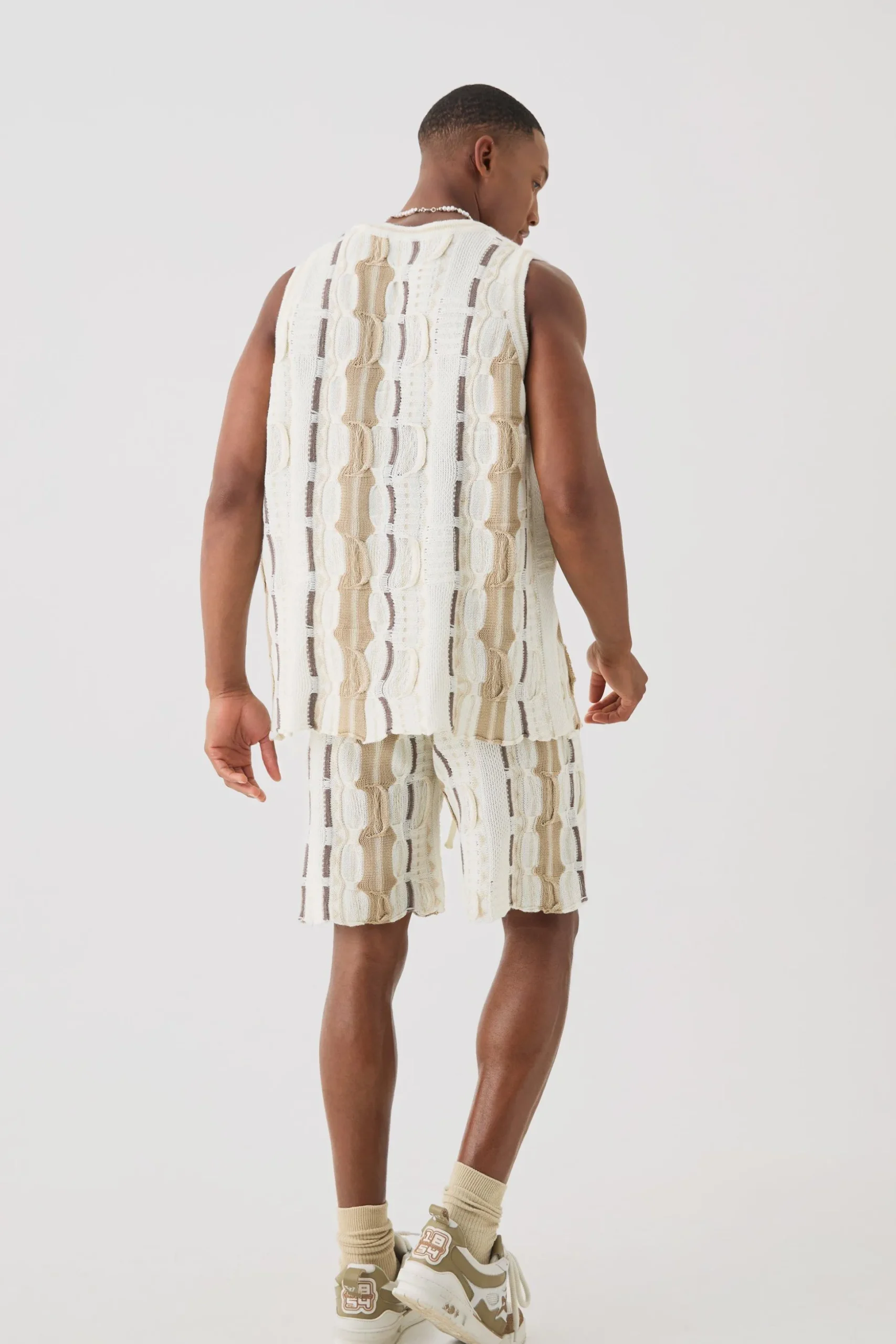Relaxed Fit 3D Knitted Short | BoohooMAN UK