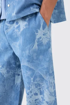 Relaxed Fit Elastic Waist Fabric Interest Jeans | BoohooMAN UK