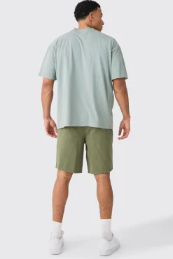 Relaxed Fit Elasticated Waist Chino Shorts In Khaki | BoohooMAN UK