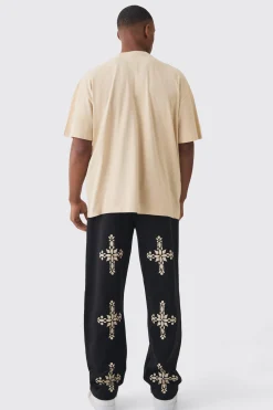 Relaxed Fit Gothic Cross Print Jogger | BoohooMAN UK