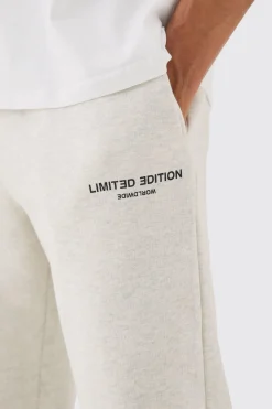 Relaxed Fit Limited Jogger | BoohooMAN UK
