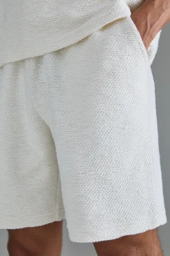 Relaxed Fit Mid Length Heavy Boucle Short | BoohooMAN UK