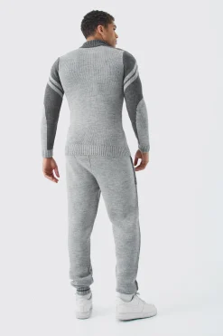 Relaxed Fit Pannel Knitted Jogger With Cuff | BoohooMAN UK