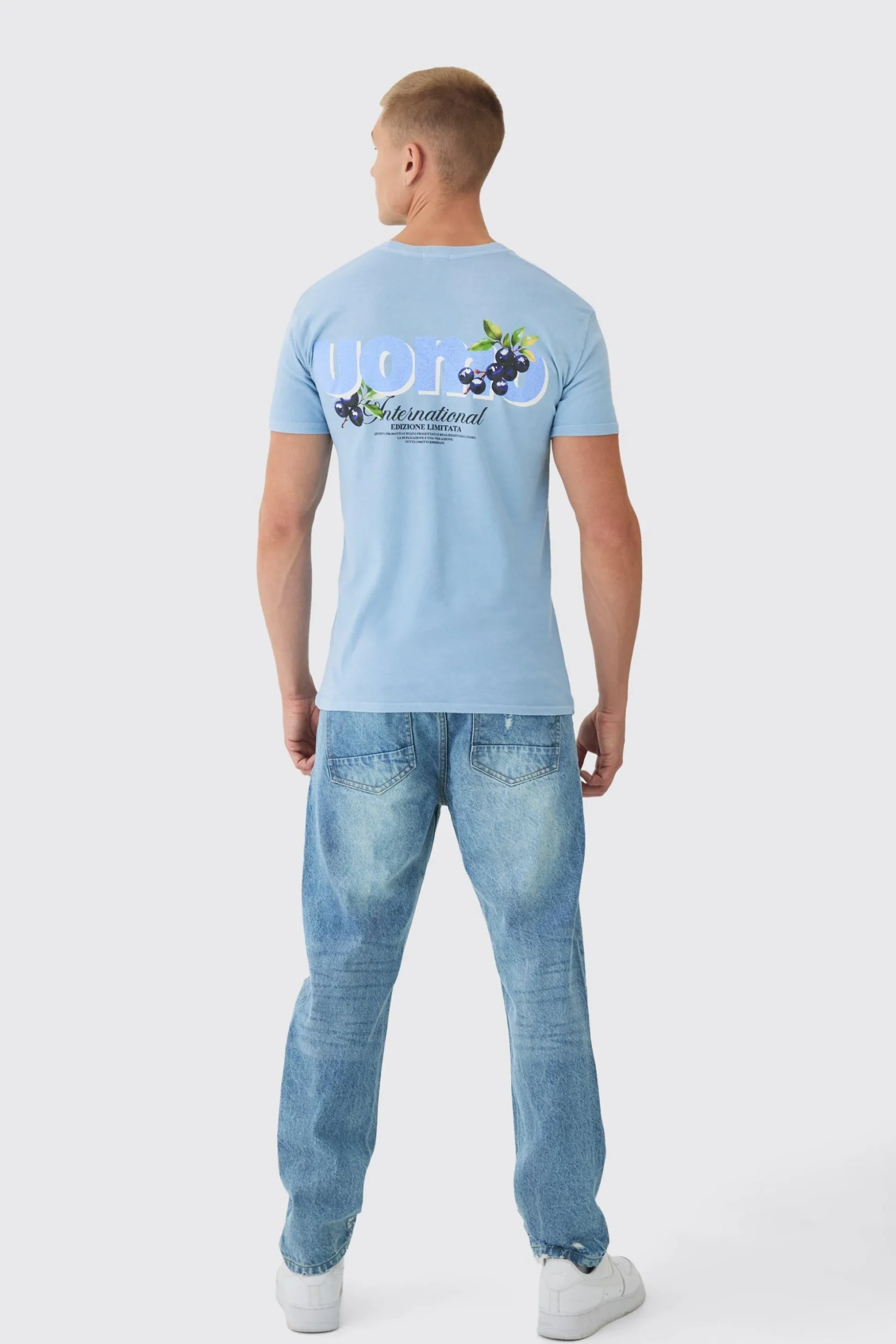 Relaxed Fit Ripped Knee Jeans | BoohooMAN UK