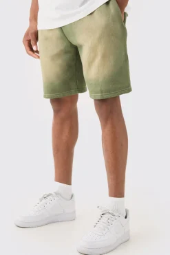 Relaxed Fit Spray Wash Short | BoohooMAN UK