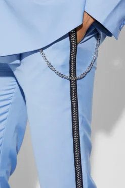 Relaxed Fit Stud Detail Trouser With Chain | BoohooMAN UK