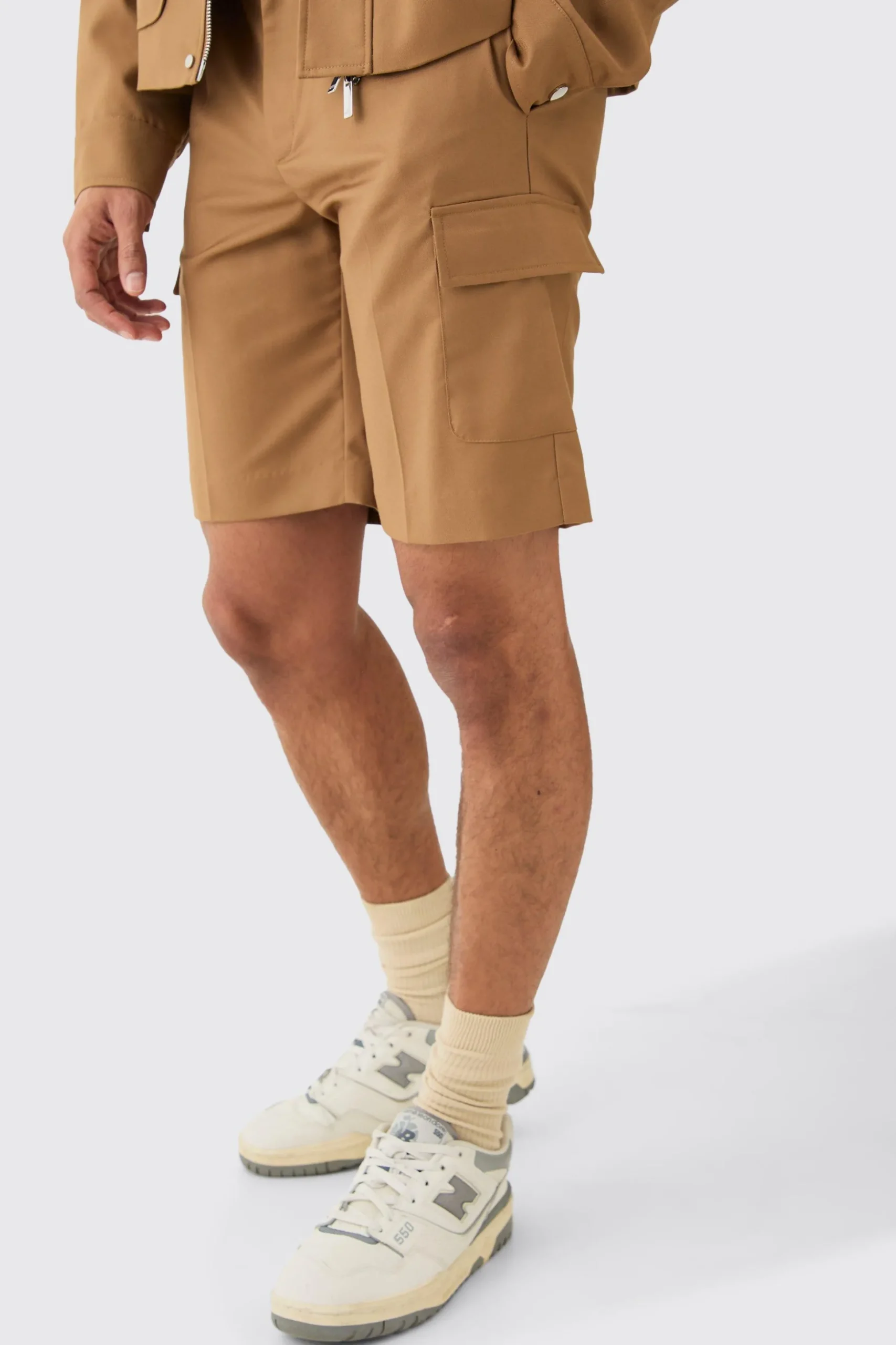 Relaxed Fit Tailored Cargo Shorts | BoohooMAN UK