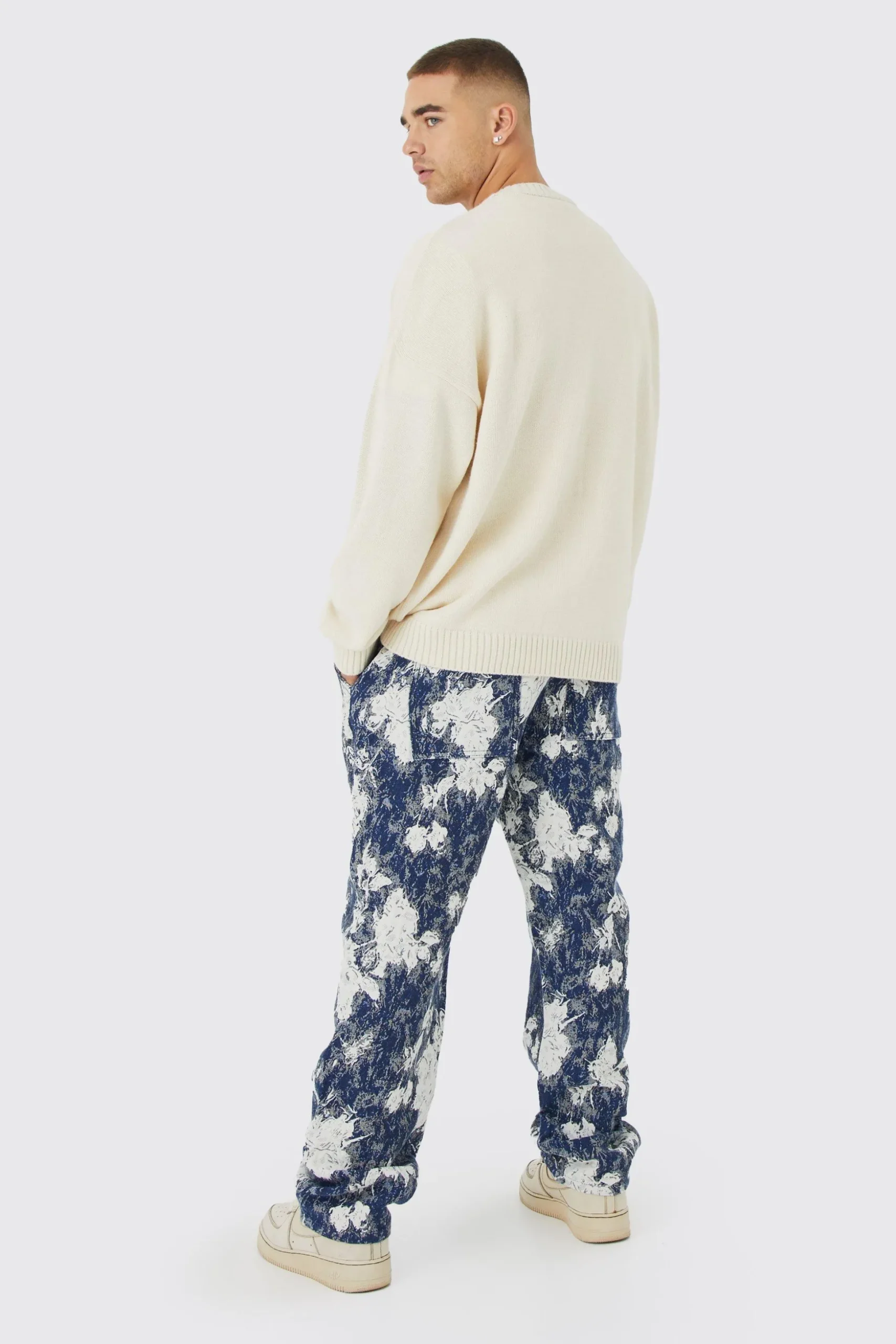 Relaxed Fit Tapestry Trouser | BoohooMAN UK