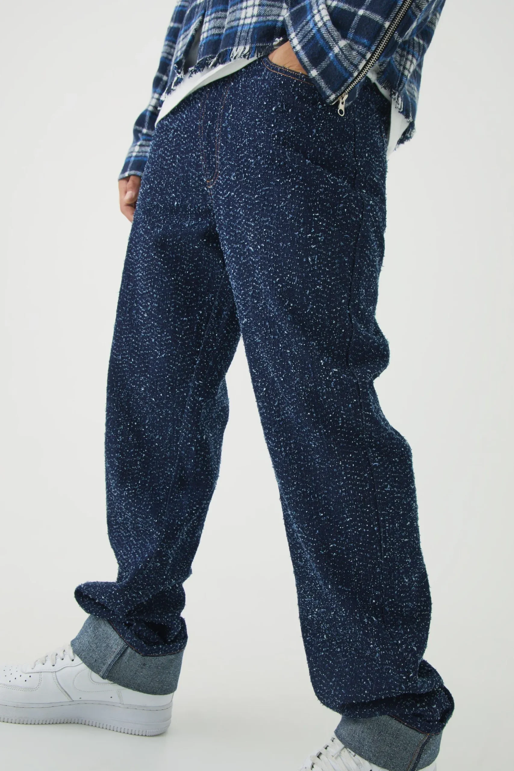 Relaxed Fit Textured Indigo Turn Up Hem Jeans | BoohooMAN UK