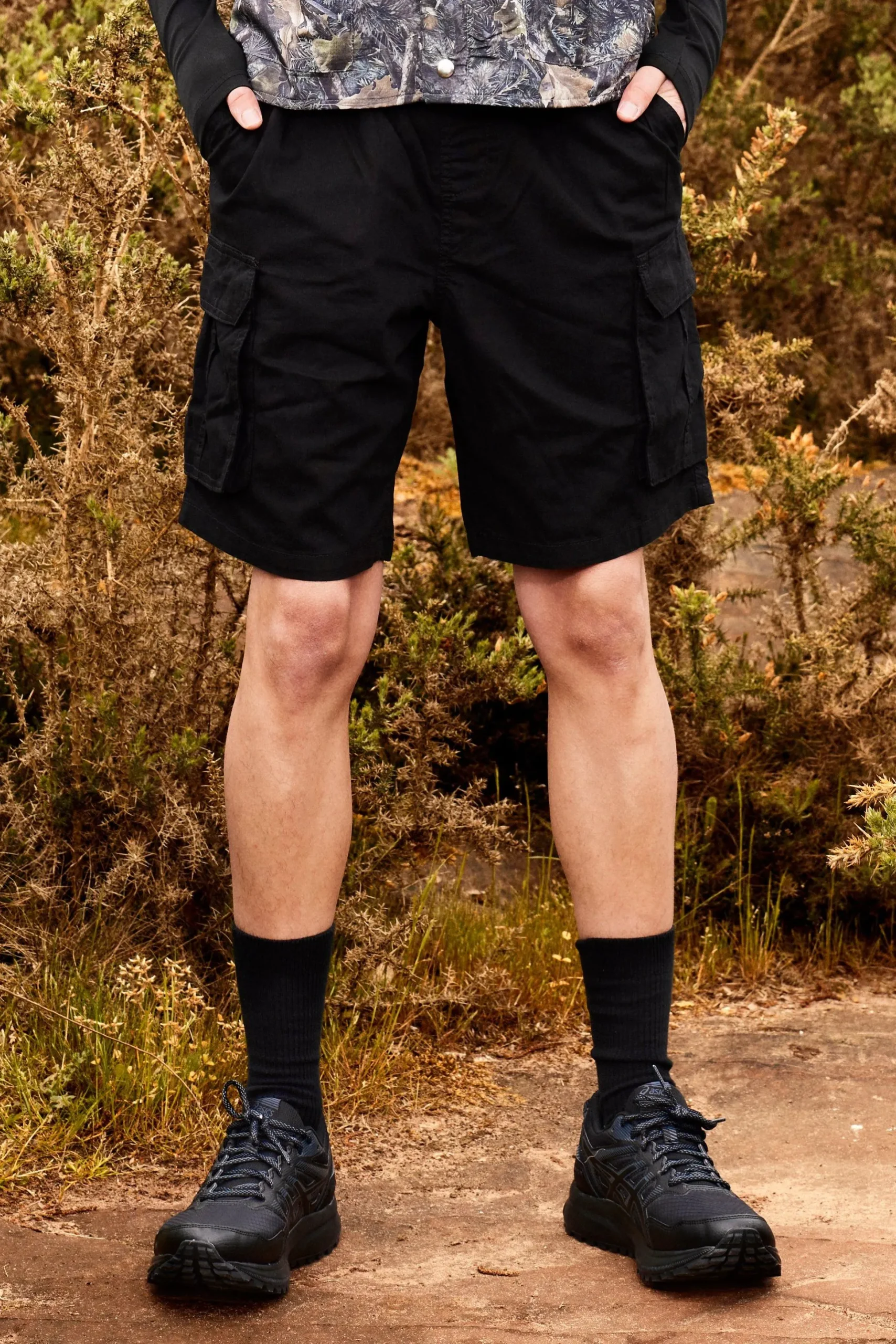 Relaxed Fixed Waist Cargo Short | BoohooMAN UK