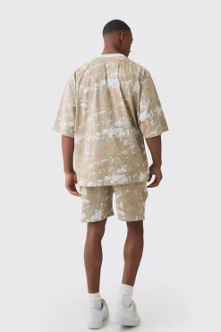 Relaxed Forest Camo Printed Shorts | BoohooMAN UK