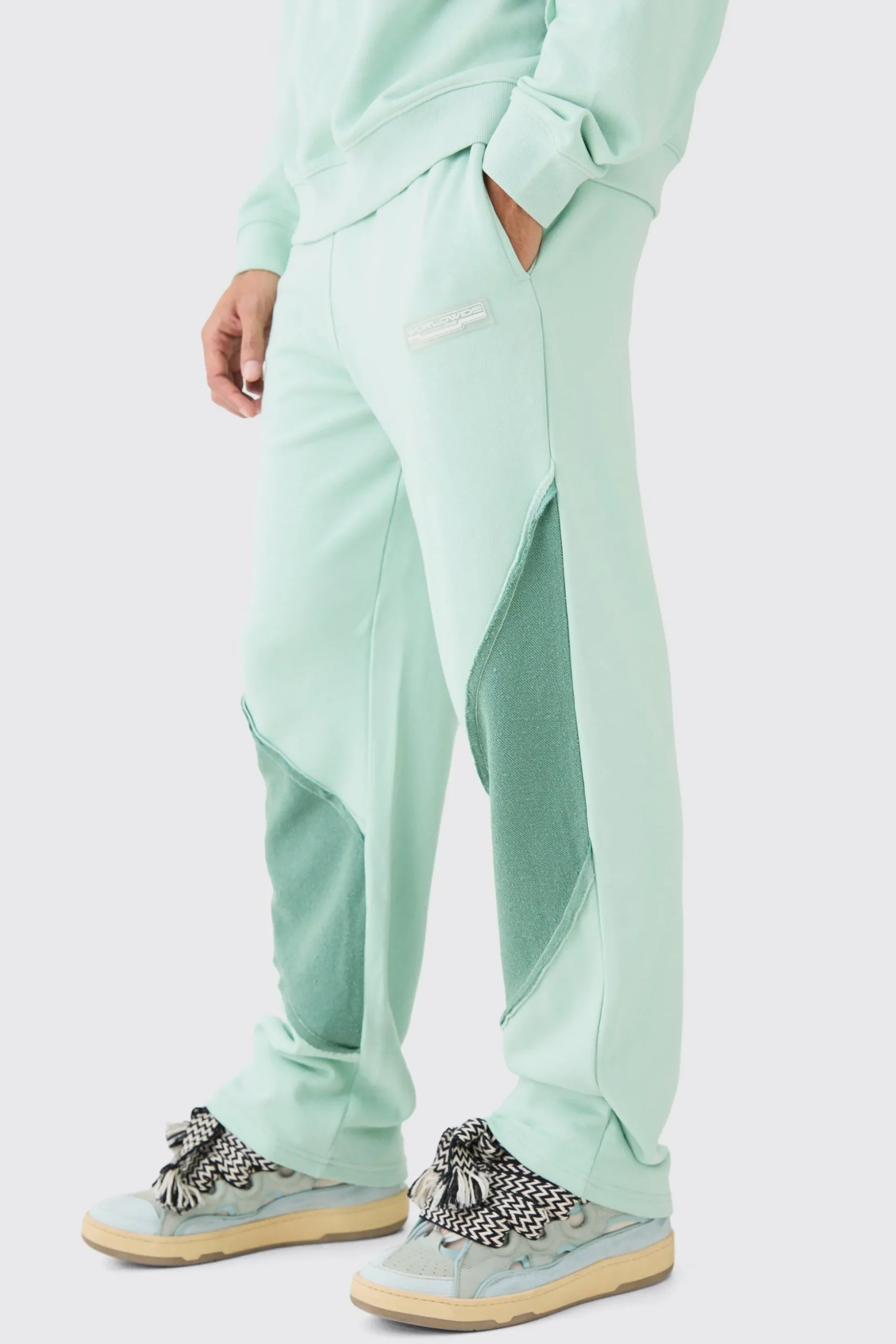 Relaxed Loop Back Raw Hem Panel Jogger | BoohooMAN UK