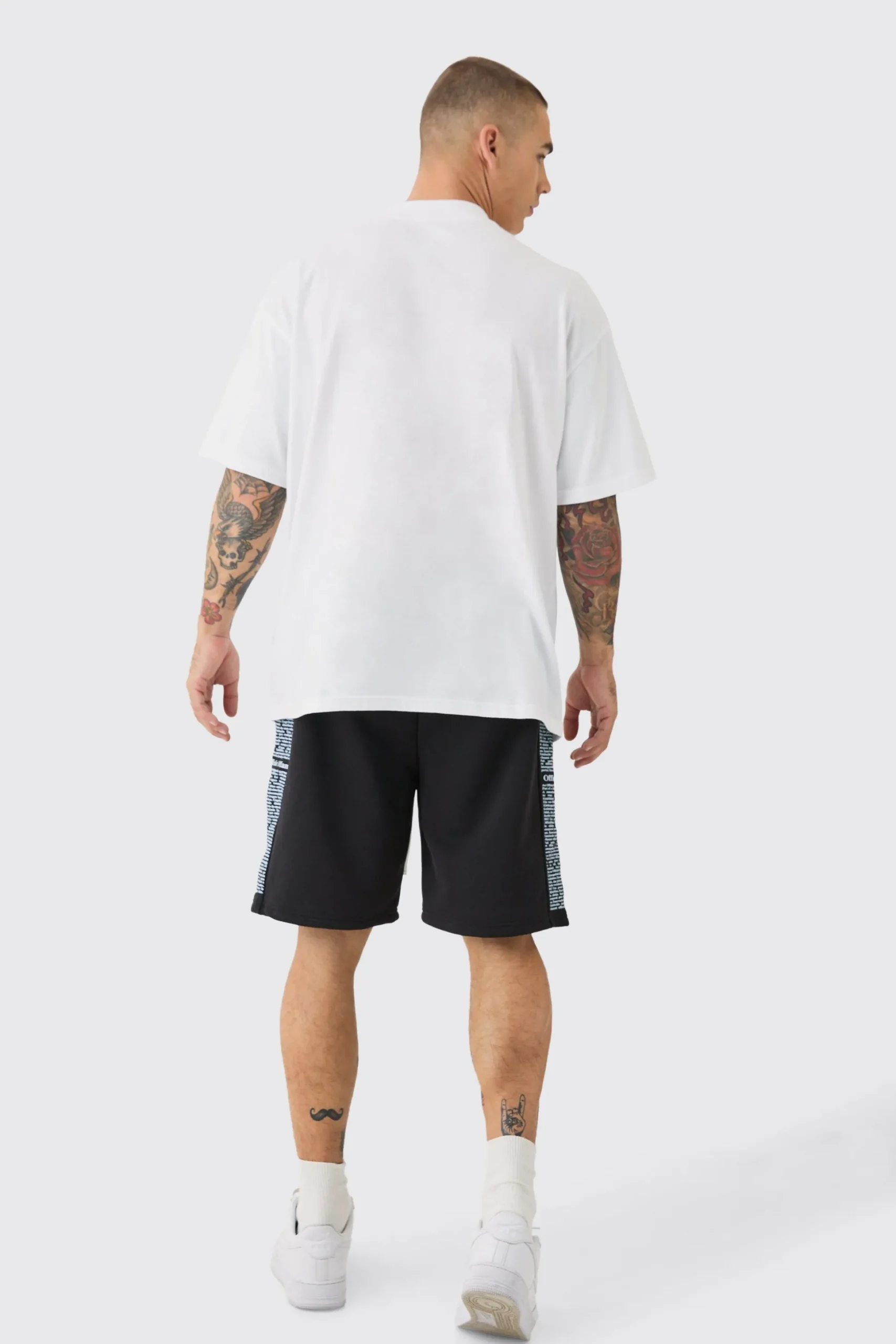 Relaxed Loopback Text Print Short | BoohooMAN UK