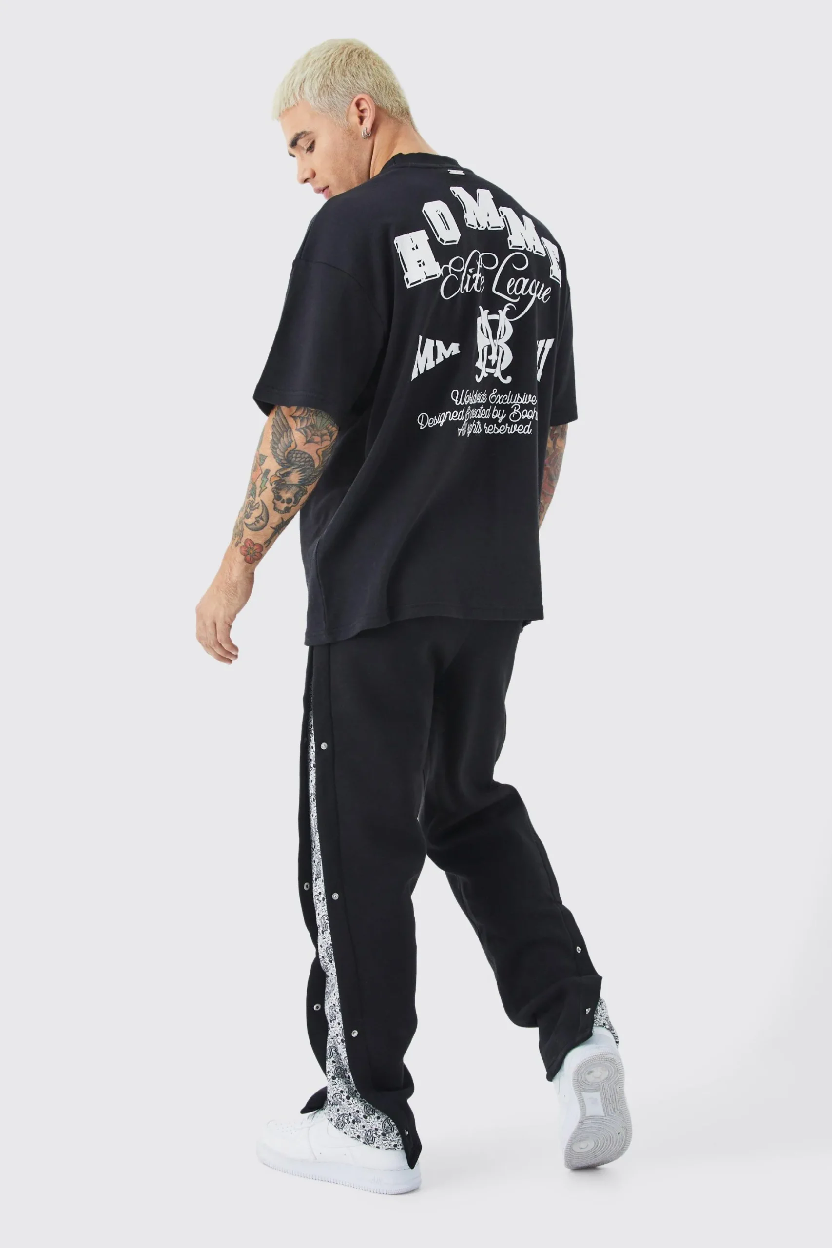 Relaxed Printed Side Panel Popper Jogger | BoohooMAN UK