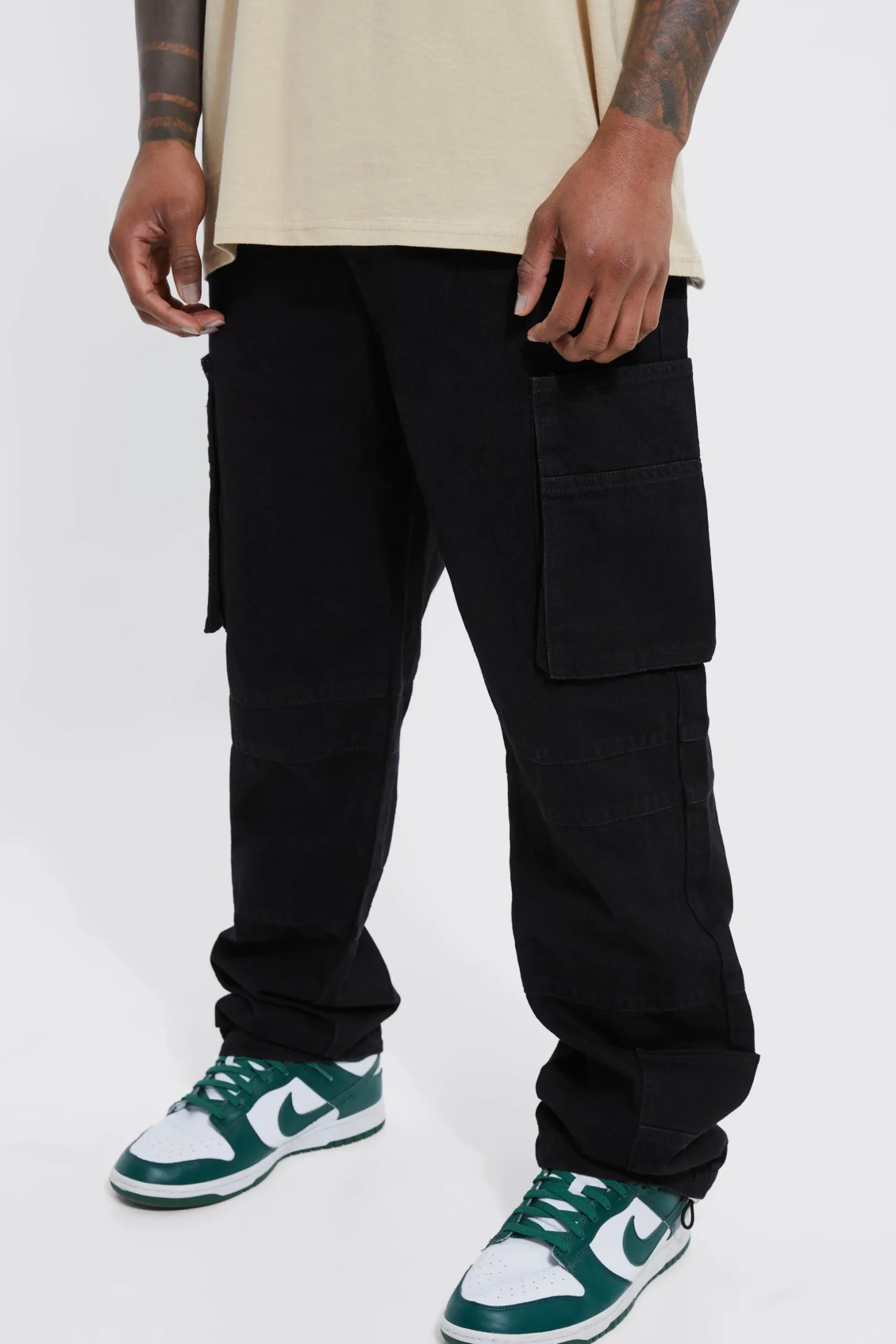 Relaxed Rigid Cargo Jeans With Cuff | BoohooMAN UK