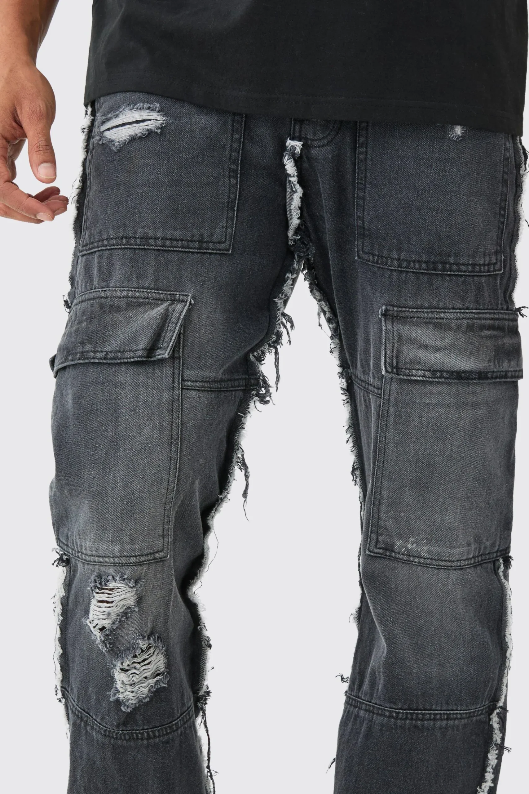 Relaxed Rigid Flare Frayed Edge Cargo Jeans | BoohooMAN UK
