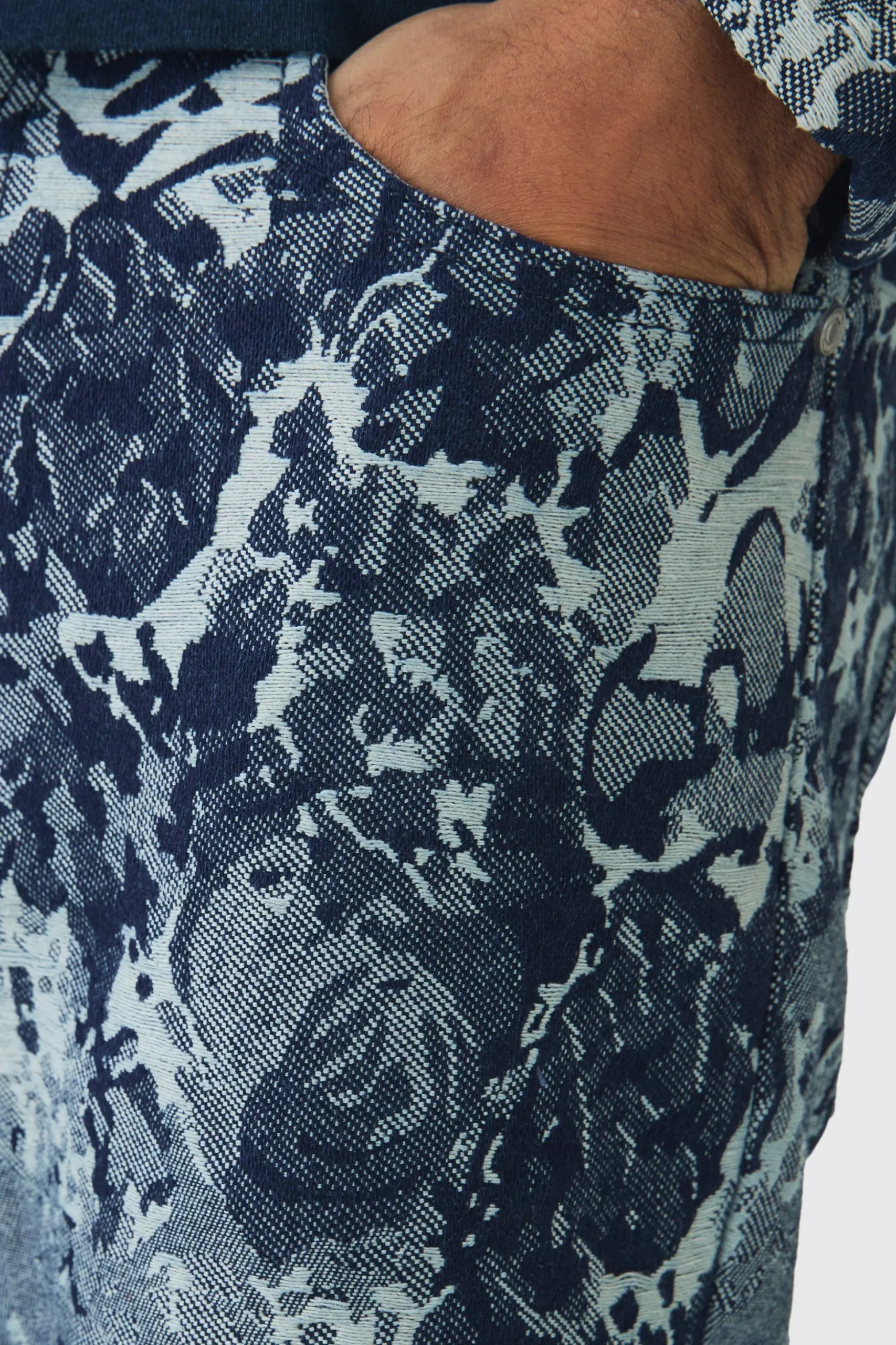 Relaxed Rigid Floral Jacquard Jeans | BoohooMAN UK