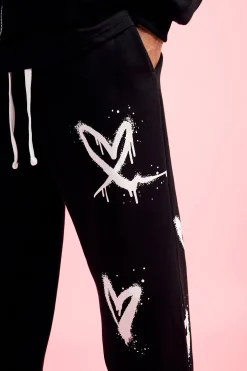 Relaxed Split Hem Heart Jogger | BoohooMAN UK