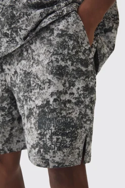 Relaxed Volley Official Abstract Printed Shorts | BoohooMAN UK