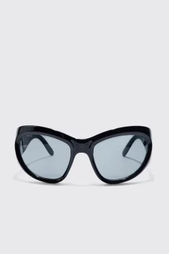 Shield Lens Metallic Frame Sunglasses | BoohooMAN UK