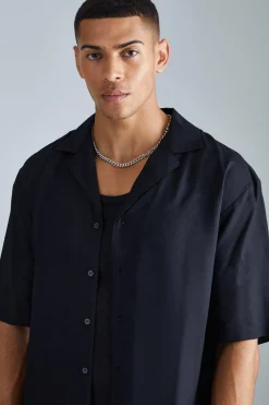 Short Sleeve Asymetric Hem Shirt | BoohooMAN UK