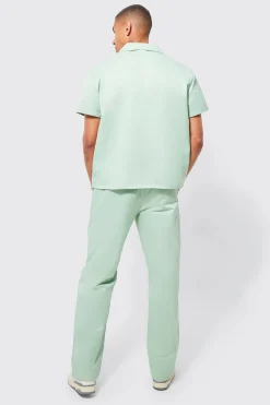 Short Sleeve Boxy Revere Popper Shirt | BoohooMAN UK