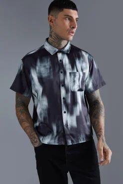 Short Sleeve Boxy Satin Tie Dye Shirt | BoohooMAN UK