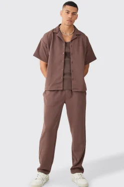 Short Sleeve Boxy Textured Stretch Shirt & Trouser | BoohooMAN UK