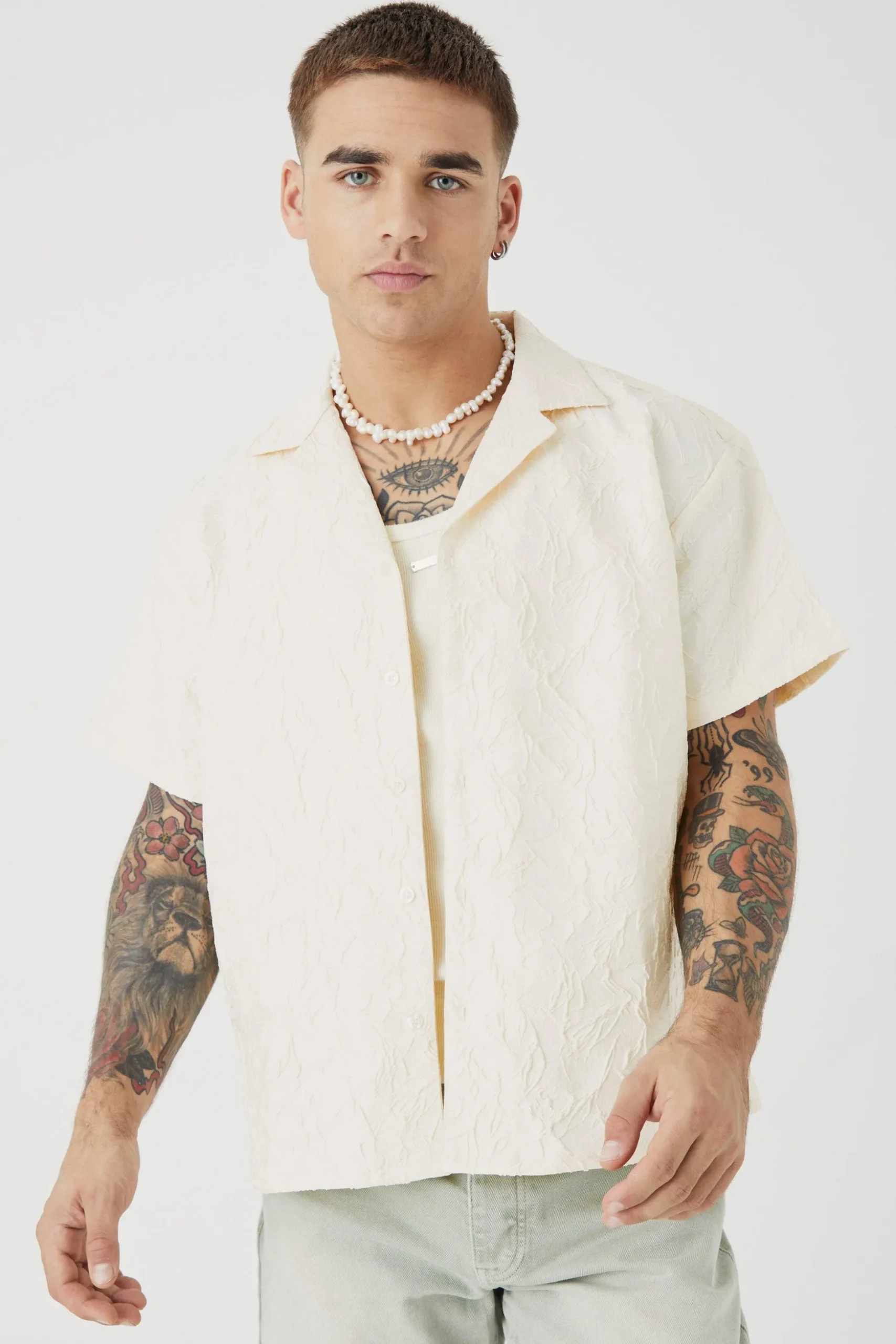 Short Sleeve Boxy Tonal Texture Shirt | BoohooMAN UK