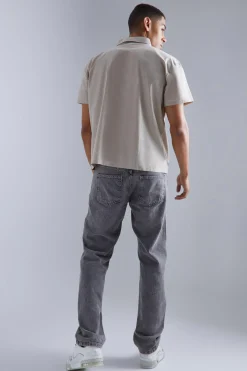 Short Sleeve Boxy Zip Shirt | BoohooMAN UK
