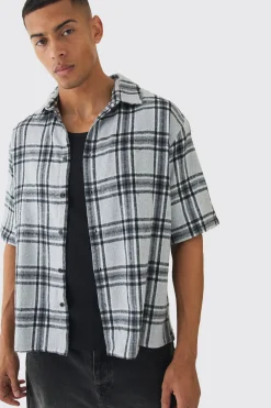 Short Sleeve Checked Oversized Shirt | BoohooMAN UK