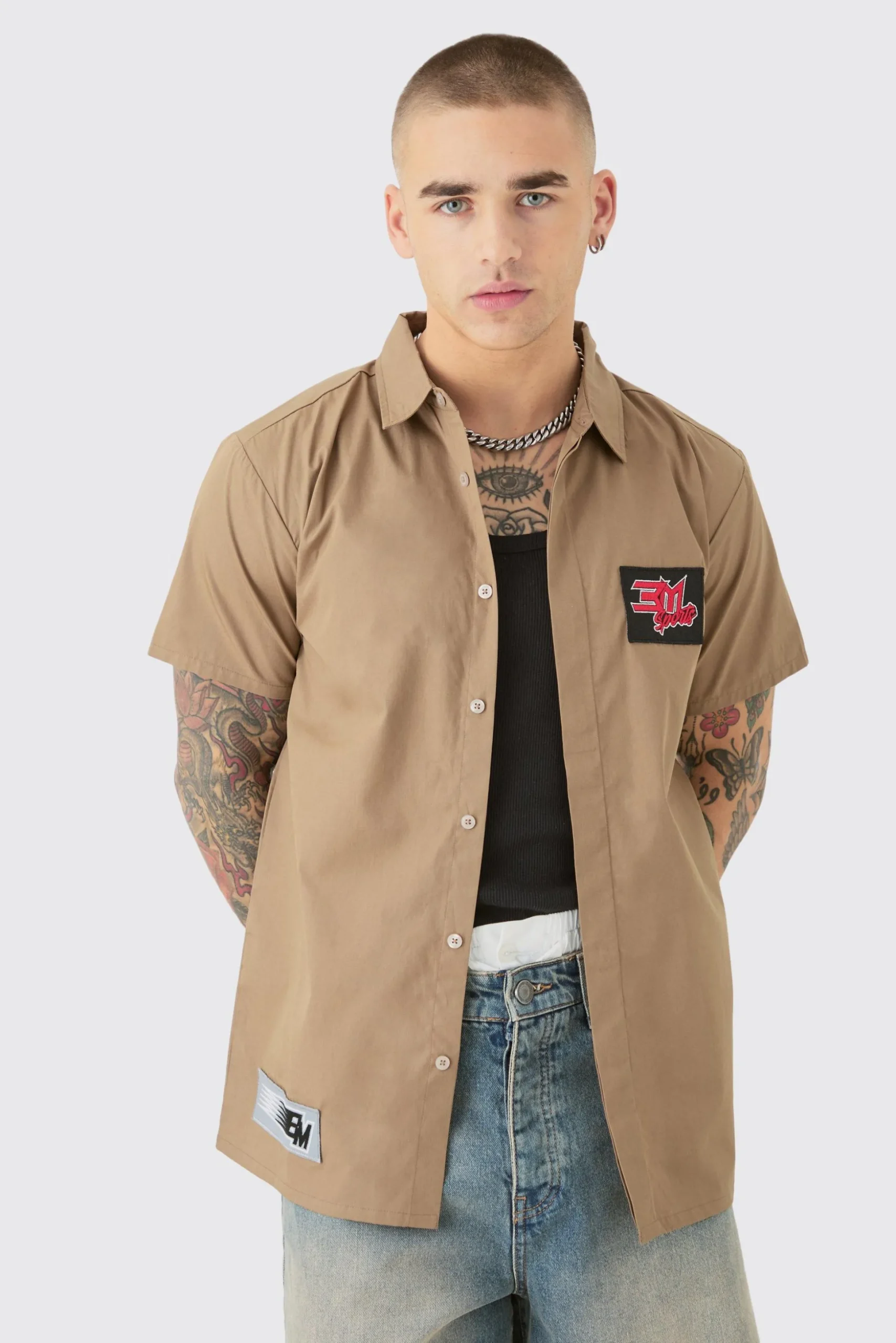 Short Sleeve Concealed Placket Moto Poplin Shirt | BoohooMAN UK