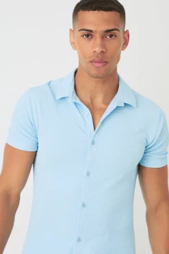 Short Sleeve Crinkle Muscle Fit Shirt | BoohooMAN UK