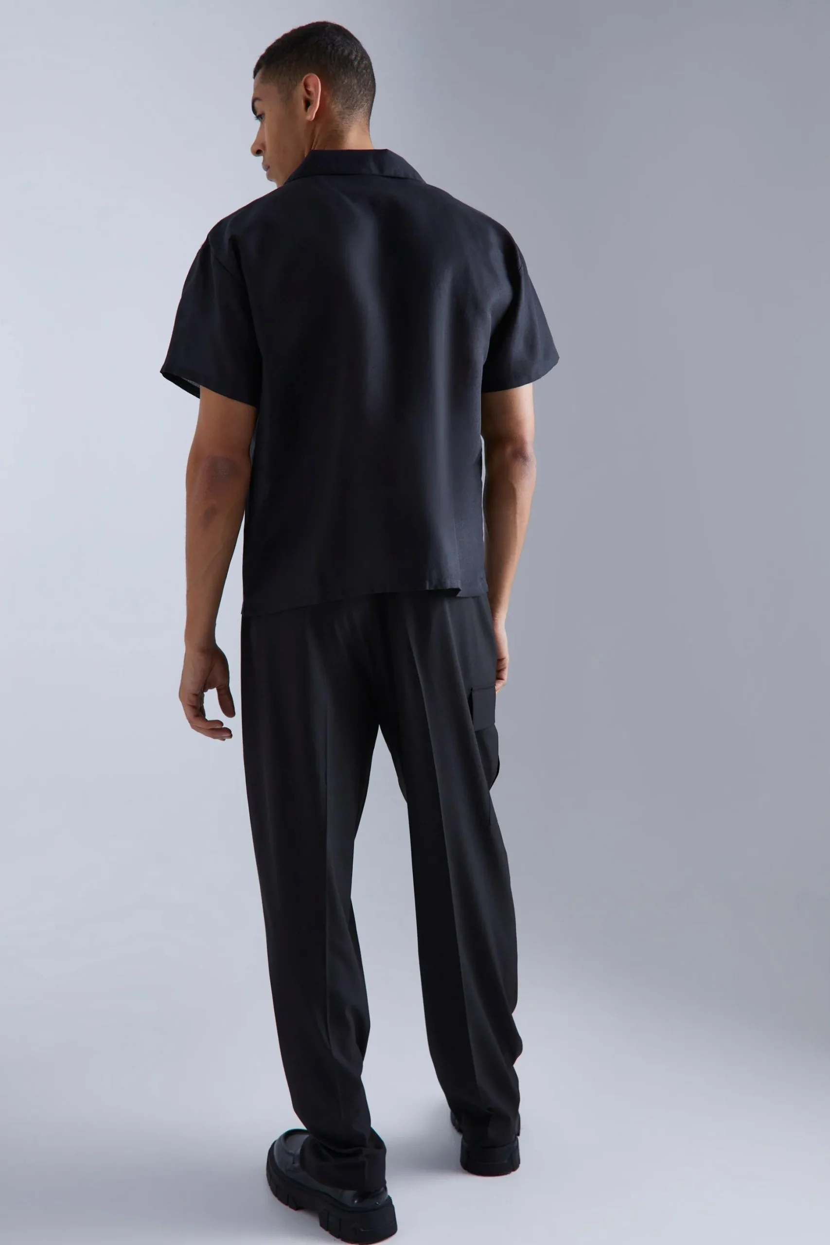 Short Sleeve Floral Embroidered Boxy Shirt | BoohooMAN UK