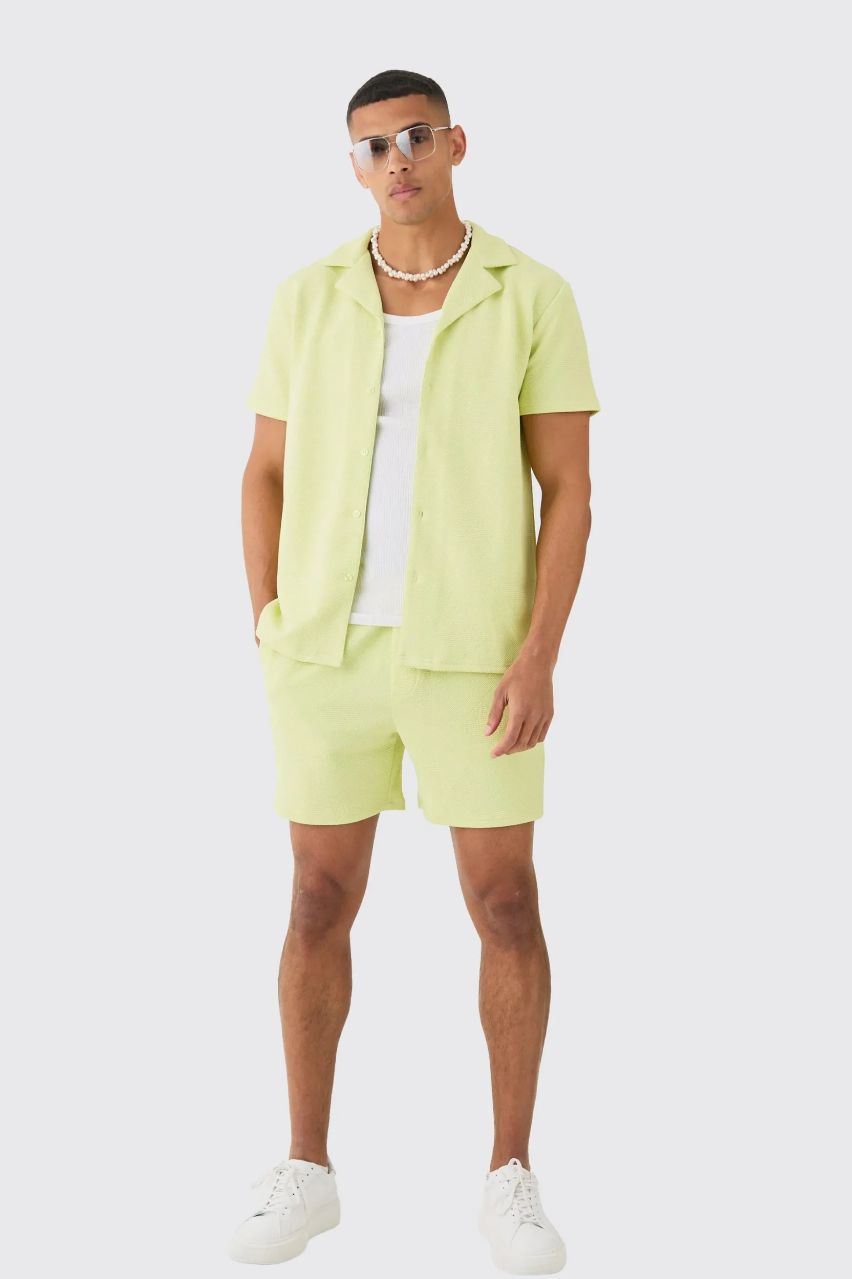 Short Sleeve Geo Stripe Shirt & Short Set | BoohooMAN UK