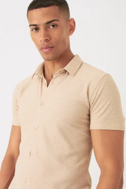Short Sleeve Honeycomb Muscle Fit Shirt | BoohooMAN UK