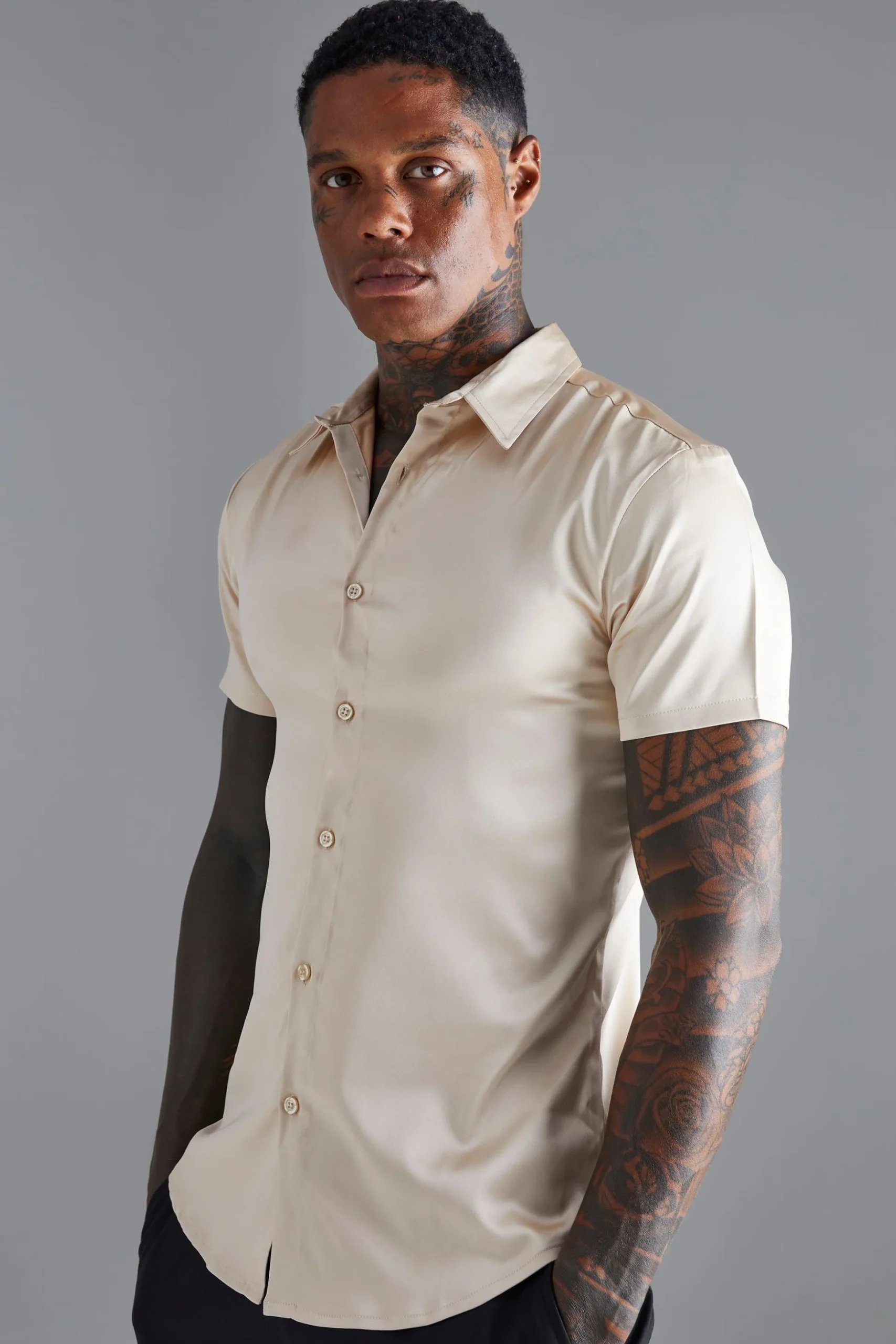 Short Sleeve Muscle Satin Shirt | BoohooMAN UK